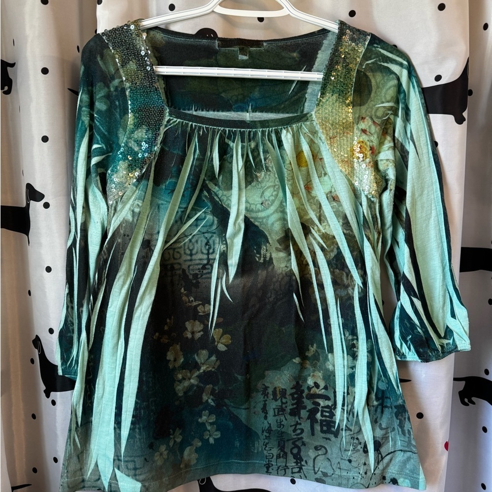 Vintage Green Graphic Blouse with Relaxed Fit